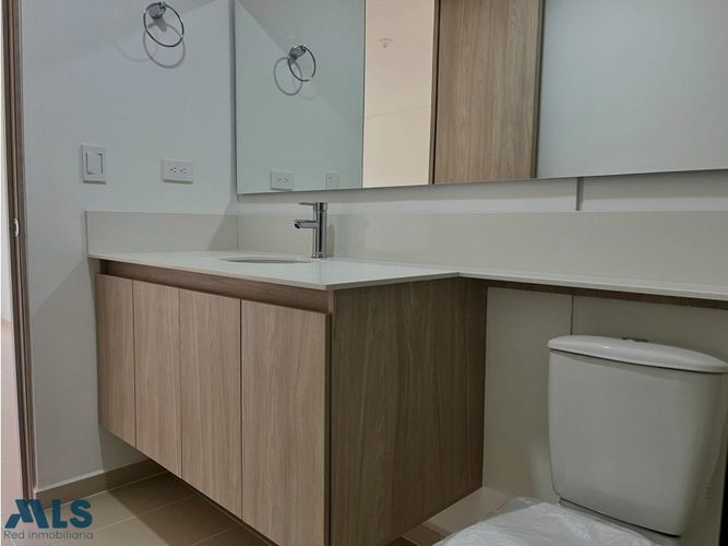 Apartamento de 3 alcobas en venta en Cristo Rey, Medellín, 92 m² · foto 13 de 21