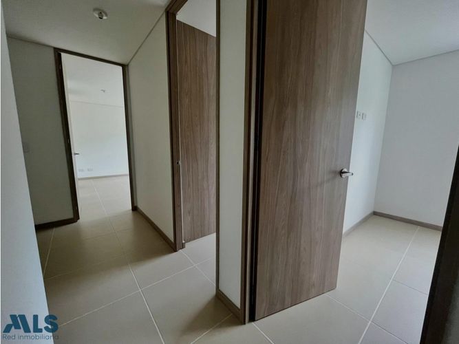 Apartamento de 3 alcobas en venta en Cristo Rey, Medellín, 92 m² · foto 16 de 21