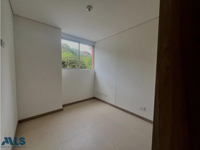 Apartamento de 3 alcobas en venta en Cristo Rey, Medellín, 92 m² · foto 18 de 21