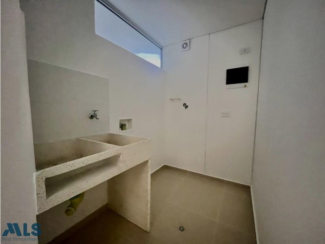 Apartamento de 3 alcobas en venta en Cristo Rey, Medellín, 92 m² · foto 21 de 21