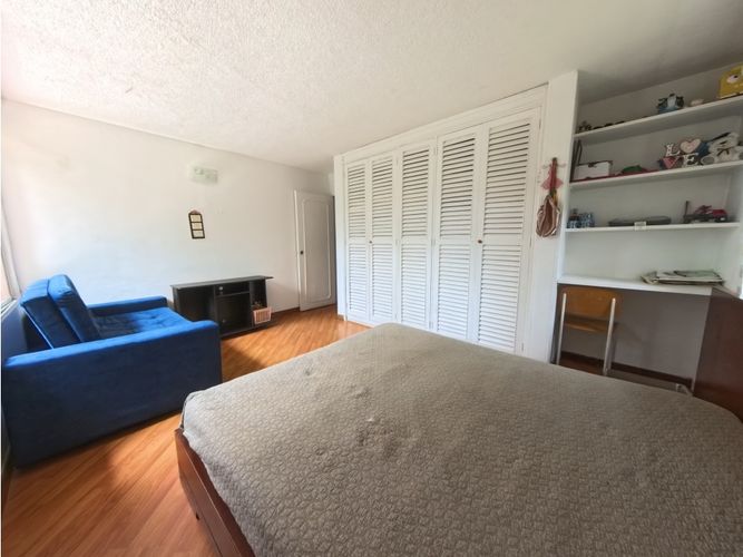 Casa de 3 alcobas en venta en San Jose De Bavaria, Bogotá, 240 m² · foto 13 de 20
