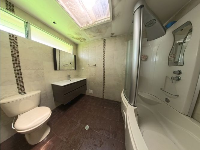 Casa de 3 alcobas en venta en San Jose De Bavaria, Bogotá, 240 m² · foto 16 de 20