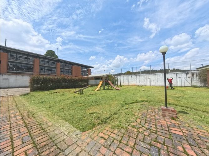 Casa de 3 alcobas en venta en San Jose De Bavaria, Bogotá, 240 m² · foto 19 de 20