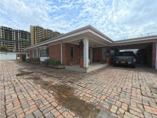 Casa de 3 alcobas en venta en San Jose De Bavaria, Bogotá, 240 m² · foto 20 de 20