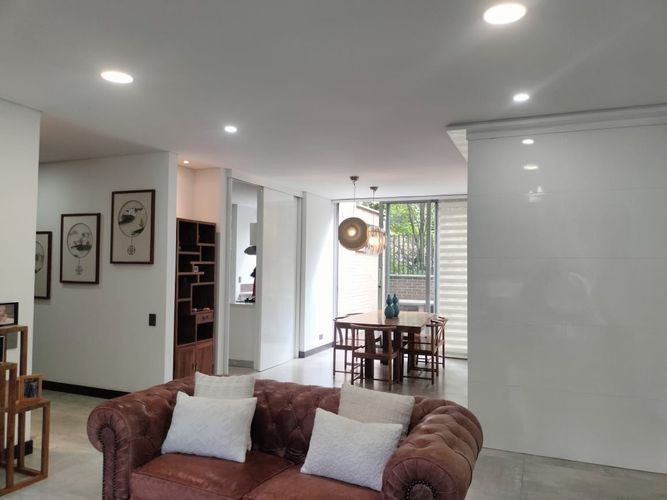 Apartamento de 2 alcobas en venta en El Poblado, Medellín, 167 m² · foto 14 de 20