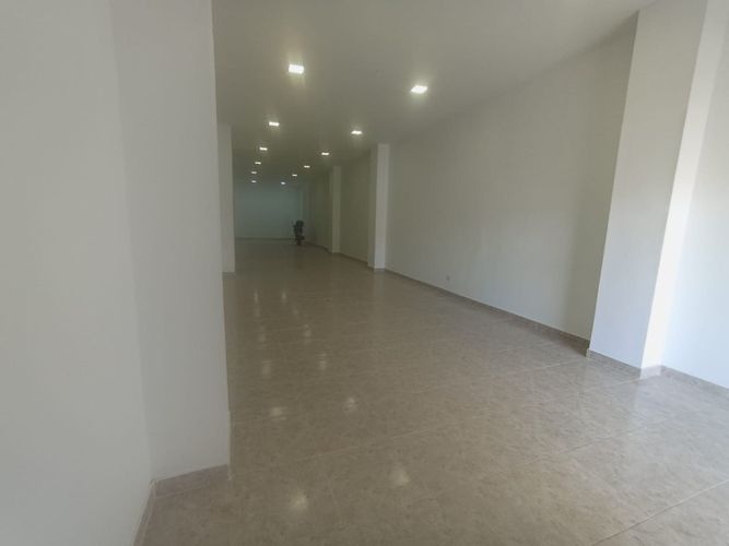 Bodega en arriendo en Prados Del Norte, Cali, 202 m² · foto 3 de 11