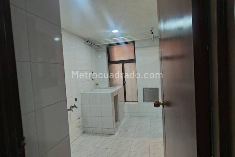Apartamento de 4 alcobas en venta en Pinar De Suba, Bogotá, 508 m² · foto 6 de 20