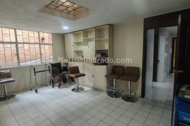 Apartamento de 4 alcobas en venta en Pinar De Suba, Bogotá, 508 m² · foto 16 de 20