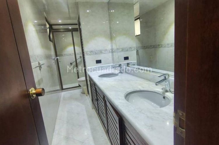 Apartamento de 4 alcobas en venta en Pinar De Suba, Bogotá, 508 m² · foto 17 de 20