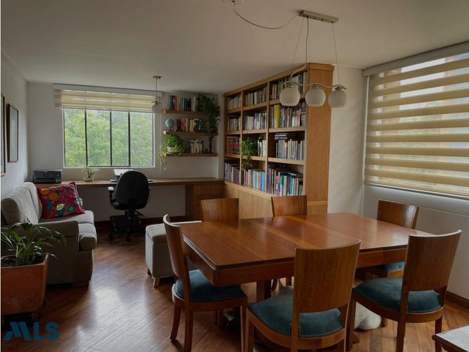 Apartamento de 3 alcobas en venta en El Poblado, Medellín, 138 m² · foto 4 de 24