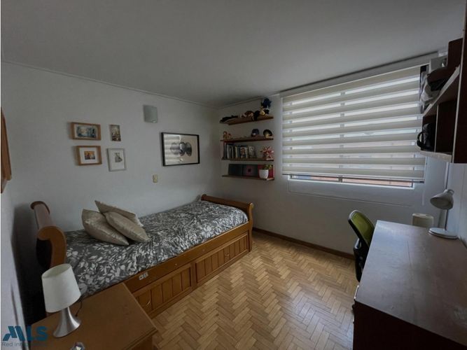 Apartamento de 3 alcobas en venta en El Poblado, Medellín, 138 m² · foto 6 de 24