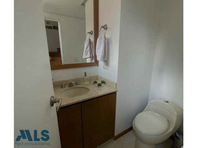 Apartamento de 3 alcobas en venta en El Poblado, Medellín, 138 m² · foto 17 de 24