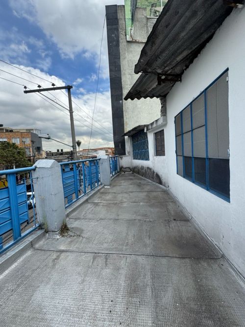 Casa de 4 alcobas en venta en 12 De Octubre, Bogotá, 504 m² · foto 16 de 18
