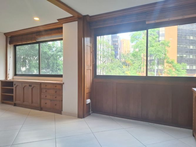 Apartamento de 2 alcobas en venta en El Poblado, Medellín, 90 m² · foto 15 de 19