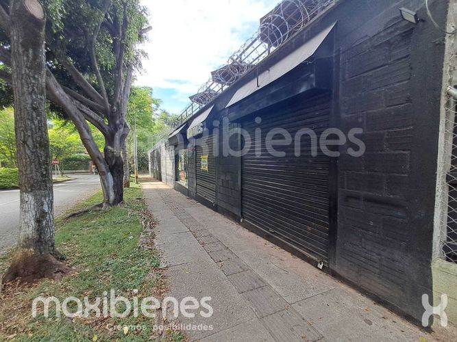 Local en arriendo en Los Colores, Medellín, 15 m² · foto 8 de 12