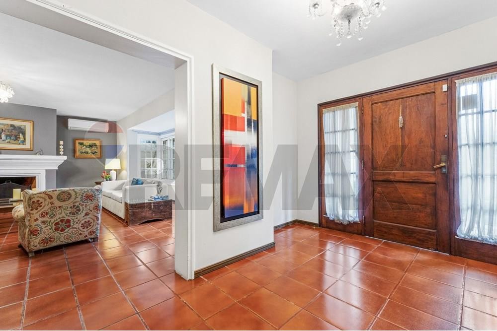 Exclusiva Casa en Venta - Lujo y Confort en Las Lomas Carmelitas — foto 2