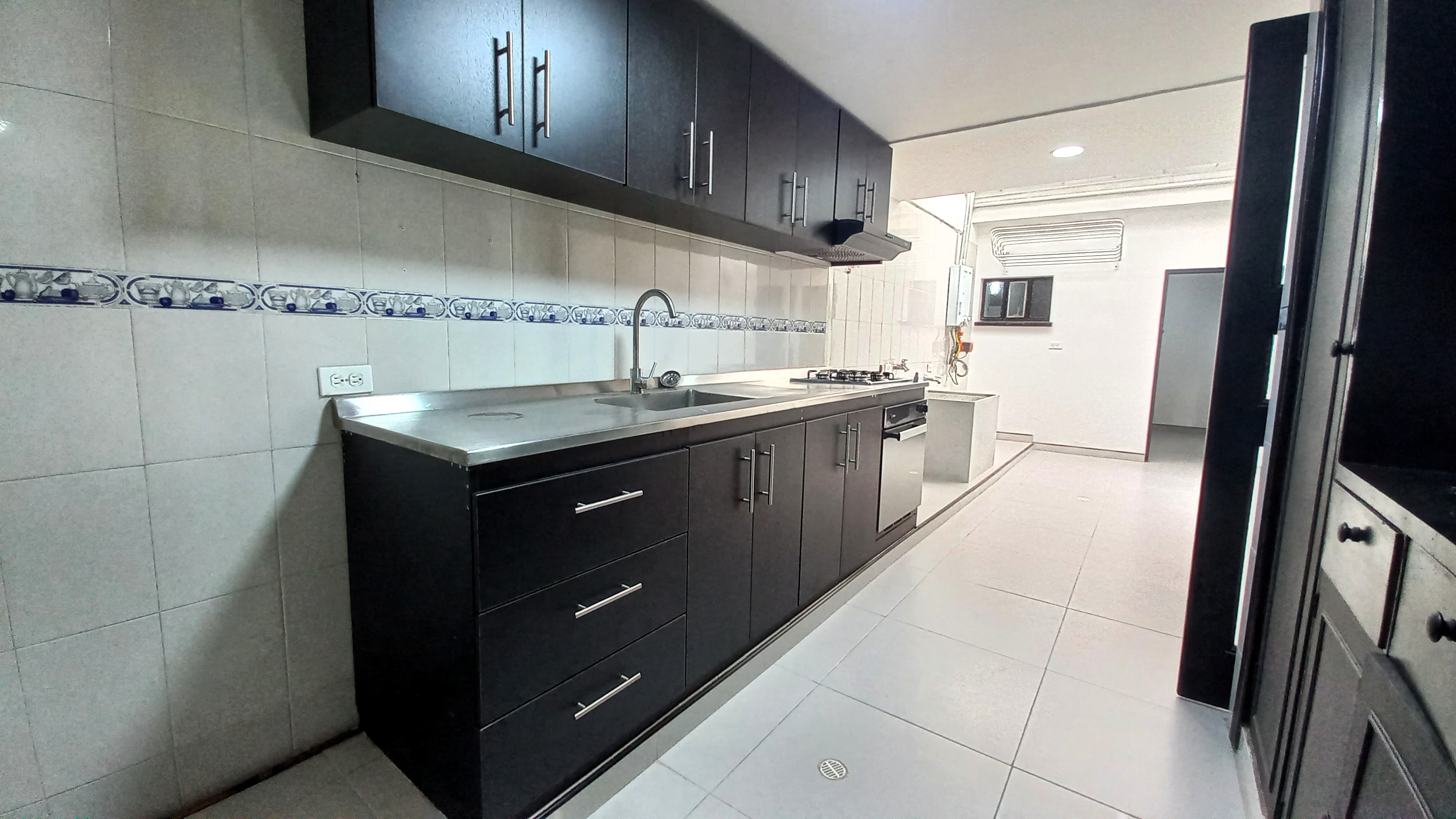 Casa en venta en Cedritos, Bogotá · foto 8 de 24