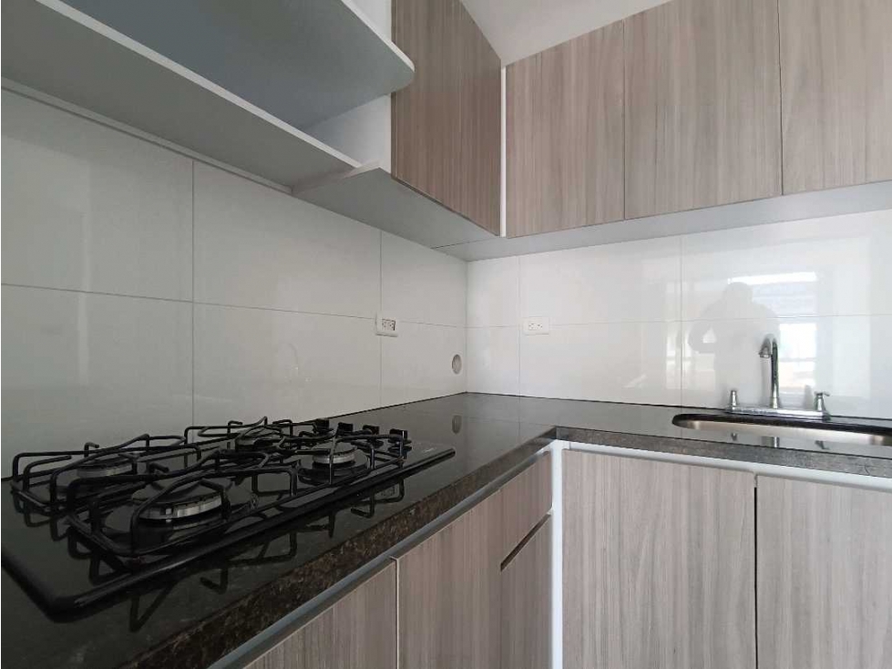 Apartamento en venta en Chipre, Manizales · foto 4 de 24