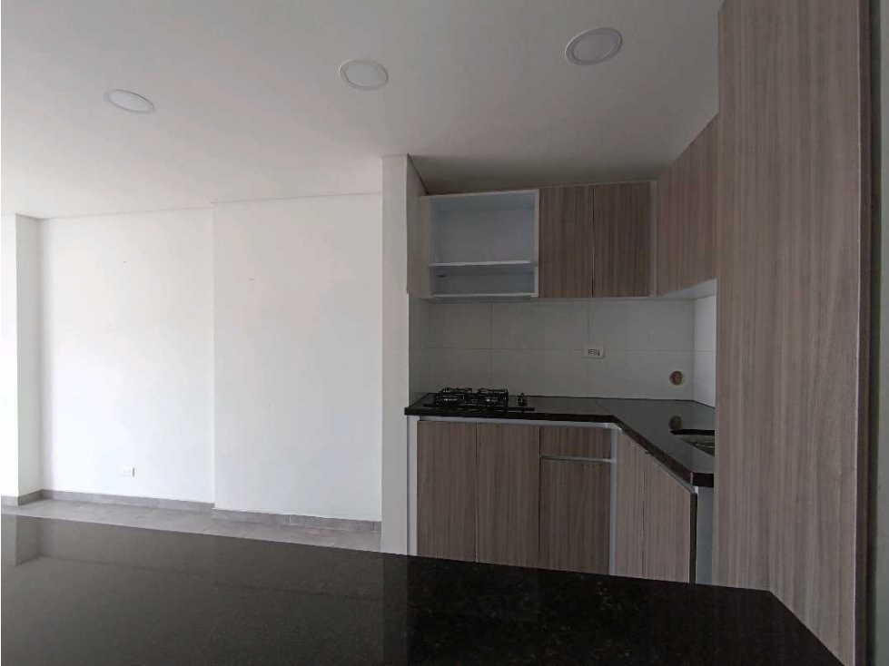 Apartamento en venta en Chipre, Manizales · foto 8 de 24