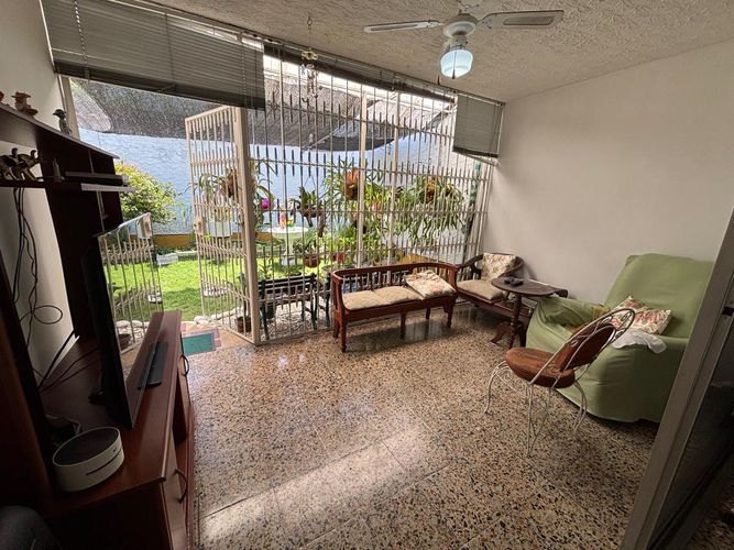 Casa de 4 alcobas en venta en Santa Anita, Cali, 260 m² · foto 15 de 24