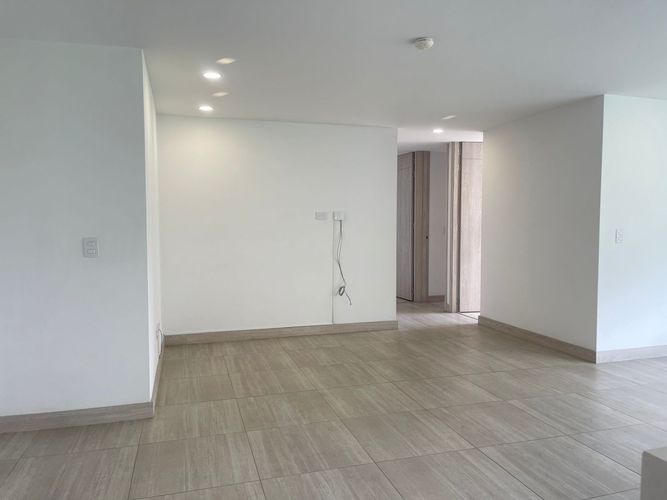 Apartamento de 3 alcobas en venta en La Barquereña, Sabaneta, 97 m² · foto 11 de 19