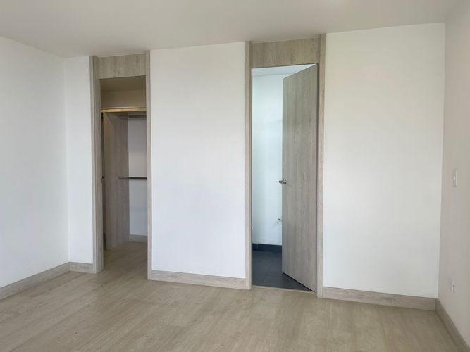 Apartamento de 3 alcobas en venta en La Barquereña, Sabaneta, 97 m² · foto 17 de 19