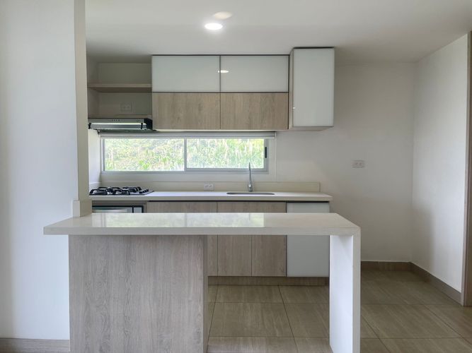 Apartamento de 3 alcobas en venta en La Barquereña, Sabaneta, 97 m² · foto 4 de 19