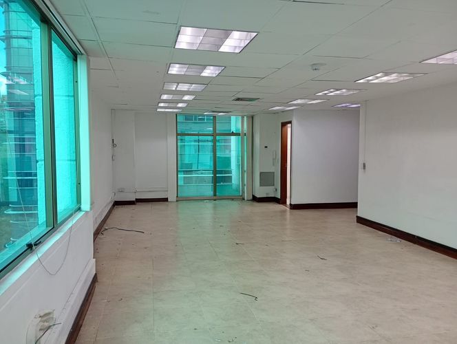 Oficina en arriendo en El Poblado, Medellín, 70 m² · foto 3 de 12