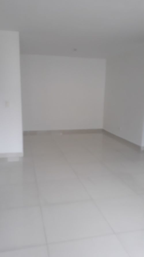 Apartamento de 3 alcobas en venta en Niquia, Bello, 82 m² · foto 5 de 24