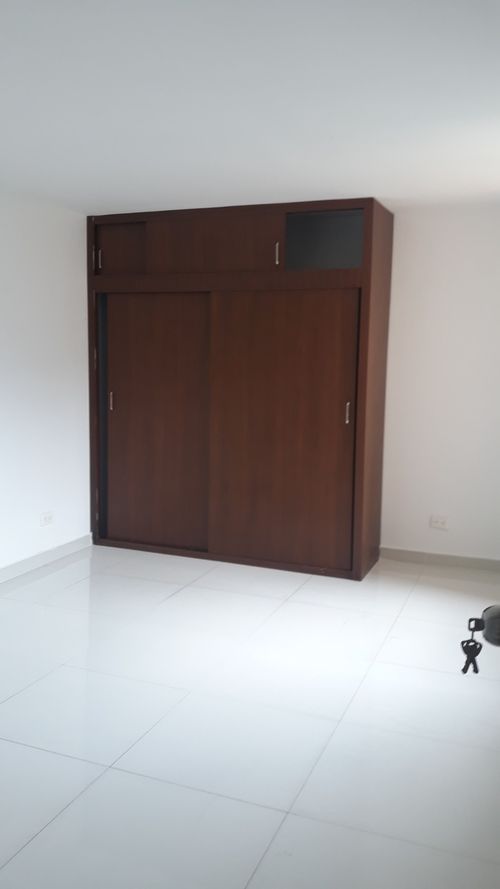 Apartamento de 3 alcobas en venta en Niquia, Bello, 82 m² · foto 10 de 24