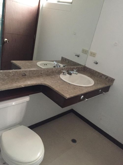 Casa de 4 alcobas en venta en Valle Del Lili, Cali, 173 m² · foto 3 de 24