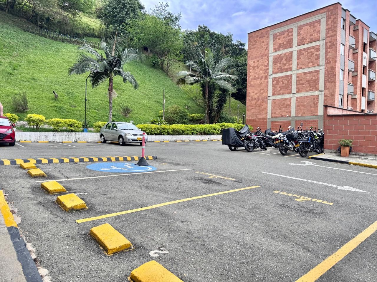 Apartamento en venta en Belén Rincón, Medellín · foto 10 de 13