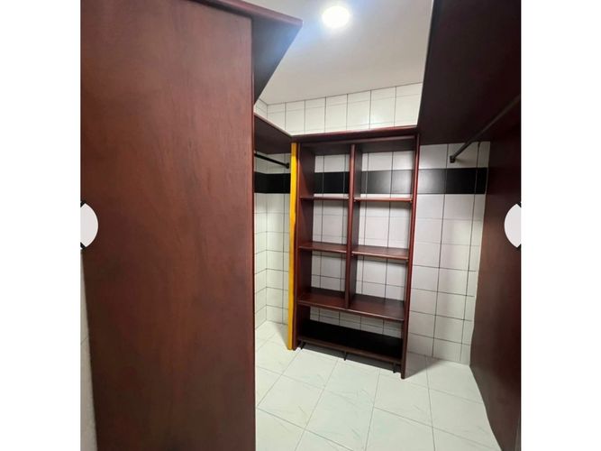 Apartaestudio en arriendo en Laureles, Medellín, 180 m² · foto 5 de 12