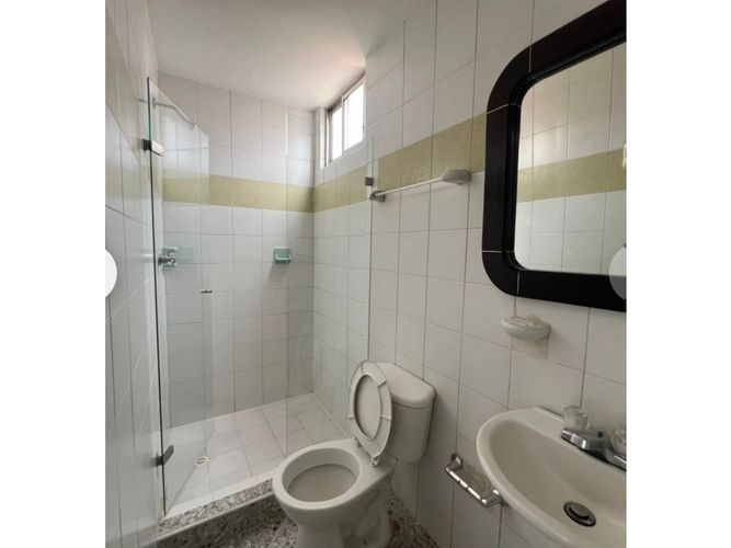 Apartaestudio en arriendo en Laureles, Medellín, 180 m² · foto 11 de 12