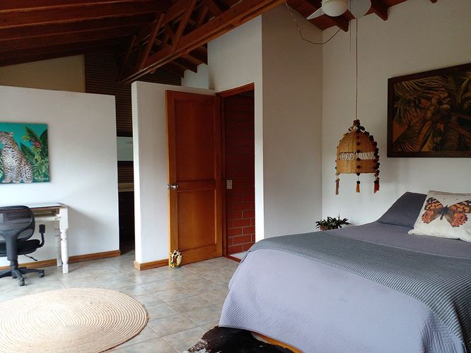 Casa de 4 alcobas en venta en La Pradera, Envigado, 320 m² · foto 8 de 20