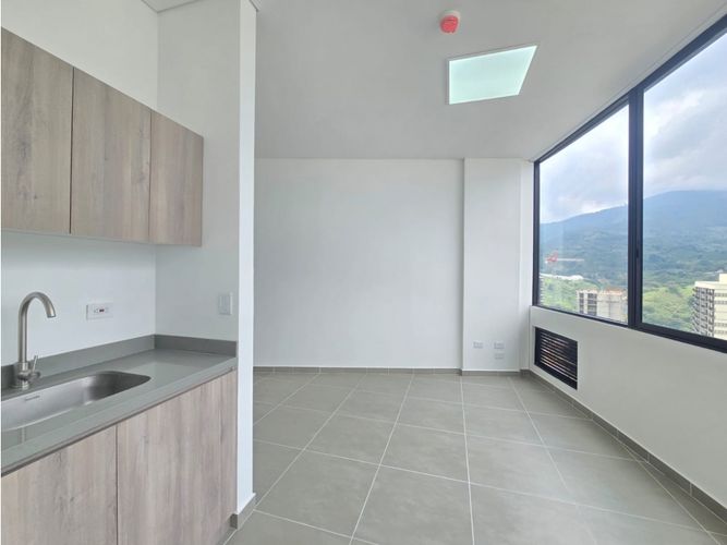 Consultorio en arriendo en Avenida Centenario, Armenia, 33 m² · foto 2 de 12
