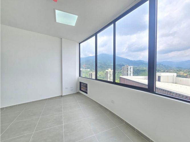 Consultorio en arriendo en Avenida Centenario, Armenia, 33 m² · foto 6 de 12