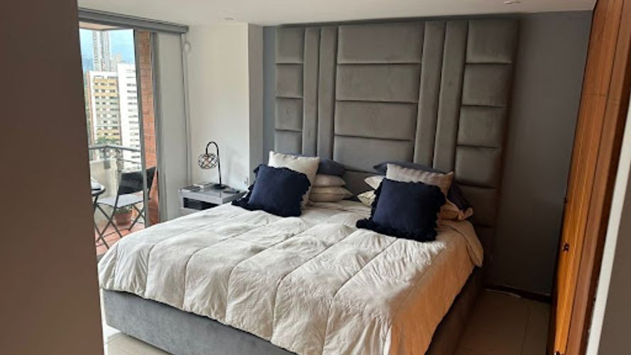 Apartamento de 2 alcobas en arriendo en Transversal Superior, Medellín, 120 m² · foto 3 de 7