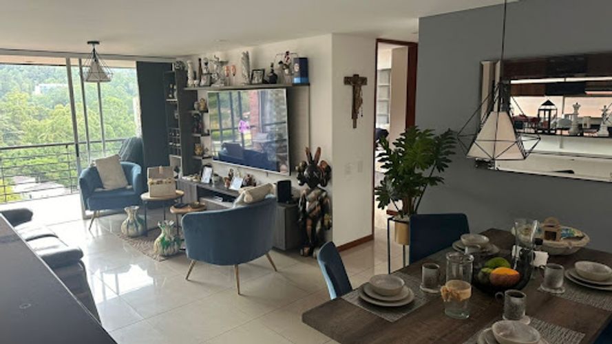 Apartamento de 2 alcobas en arriendo en Transversal Superior, Medellín, 120 m² · foto 5 de 7