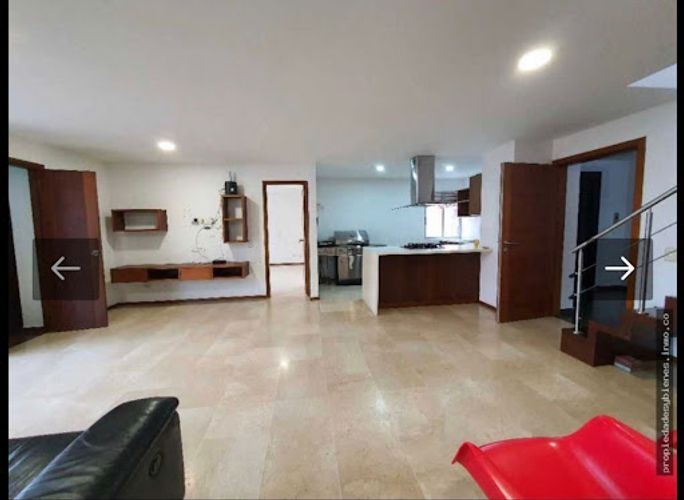 Apartamento de 3 alcobas en arriendo en La Castellana, Medellín, 180 m² · foto 4 de 17