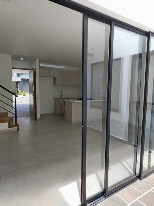 Casa de 3 alcobas en venta en Llano Grande, Rionegro, 165 m² · foto 3 de 24