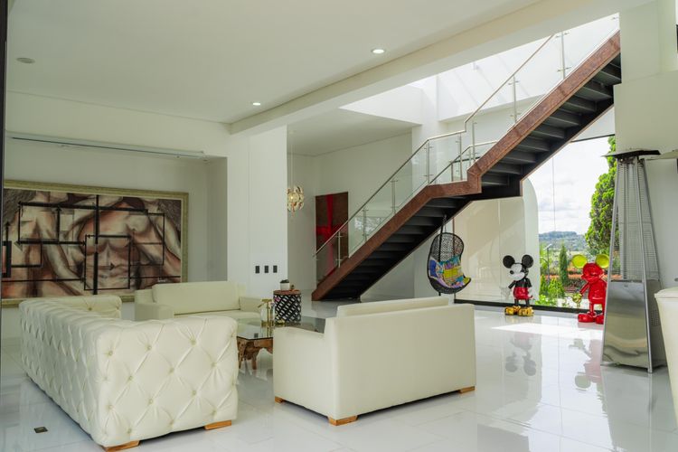 Casa de 4 alcobas en venta en Vía Las Palmas, Envigado, 550 m² · foto 8 de 17