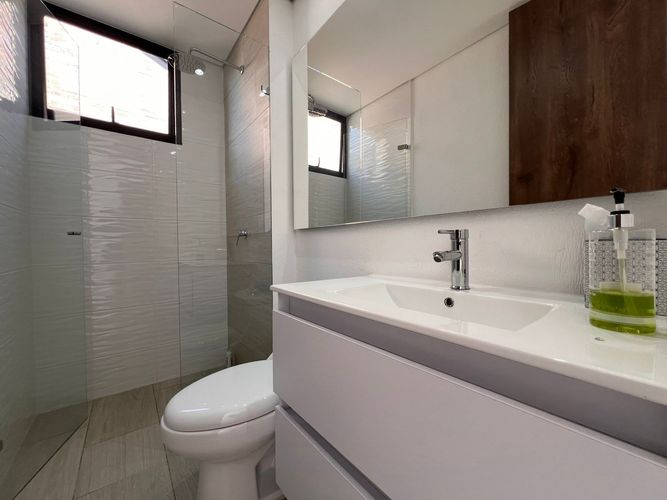 Casa de 3 alcobas en venta en Loma Del Chocho, Envigado, 280 m² · foto 15 de 20