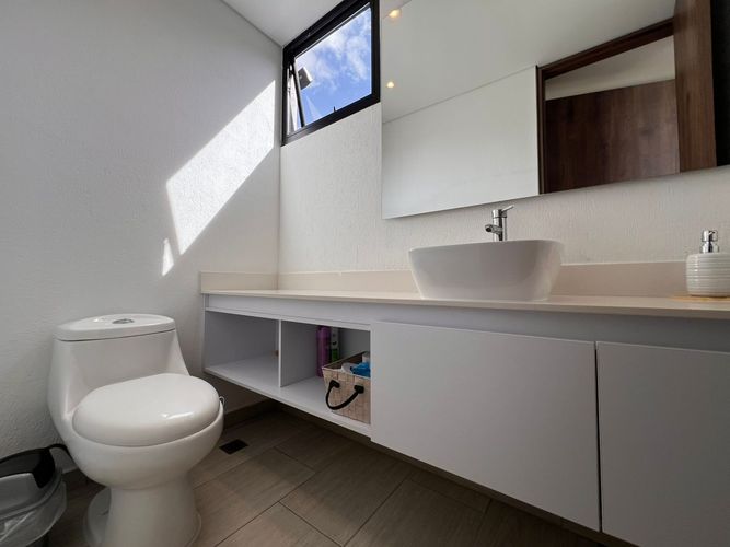 Casa de 3 alcobas en venta en Loma Del Chocho, Envigado, 280 m² · foto 14 de 20