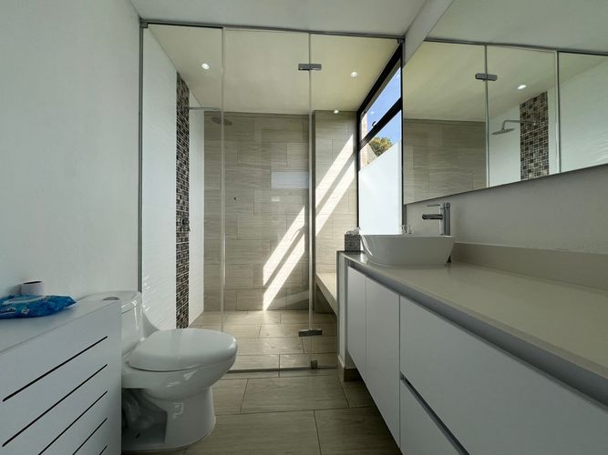 Casa de 3 alcobas en venta en Loma Del Chocho, Envigado, 280 m² · foto 13 de 20