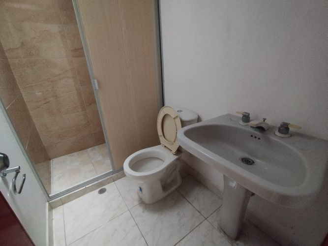 Oficina en arriendo en Cambulos, Pereira, 100 m² · foto 9 de 9