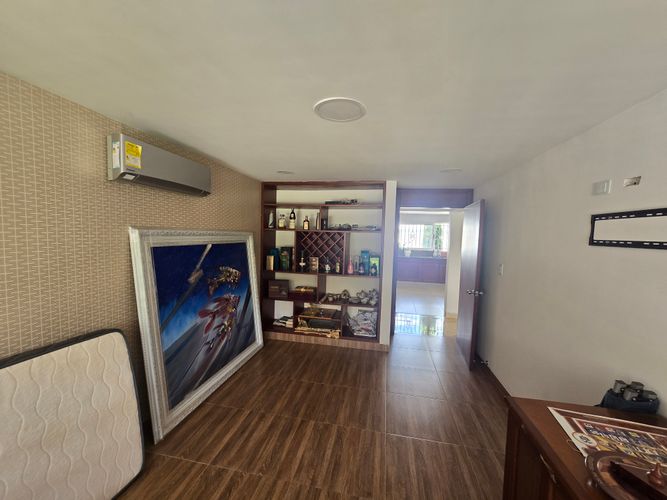 Casa de 5 alcobas en venta en Ciudad Jardin, Cali, 1543 m² · foto 16 de 24