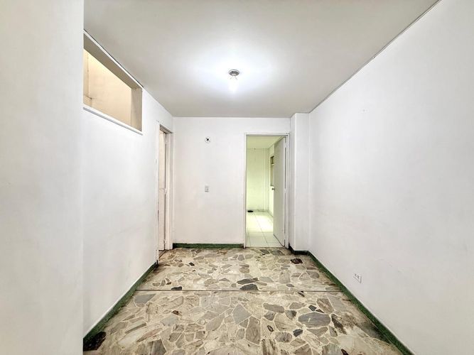 Oficina en arriendo en Sector Plaza De Bolivar, Pereira, 20 m² · foto 5 de 8