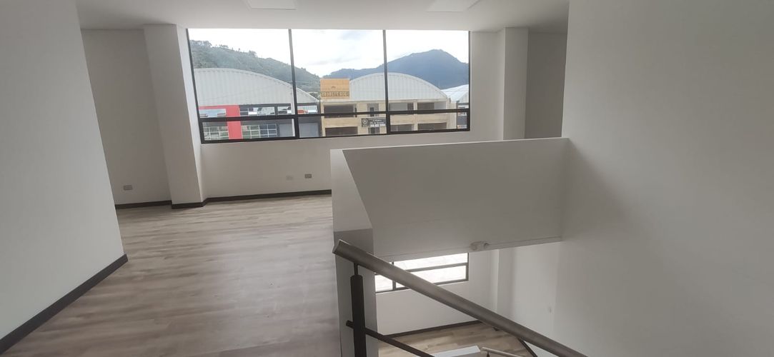 Bodega en venta en Vereda Portachuelo, Zipaquirá, 1200 m² · foto 12 de 24