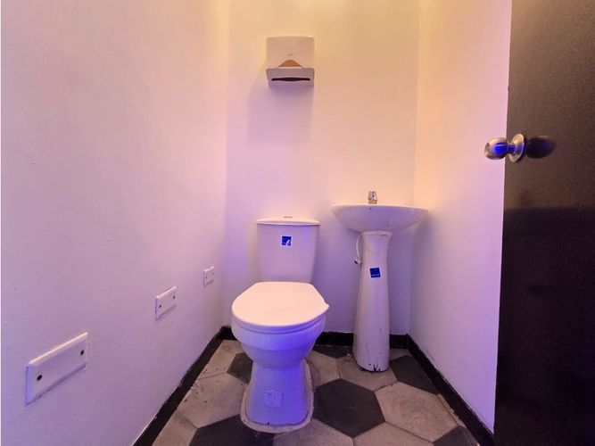 Local en arriendo en Quindio, Armenia, 12 m² · foto 10 de 12